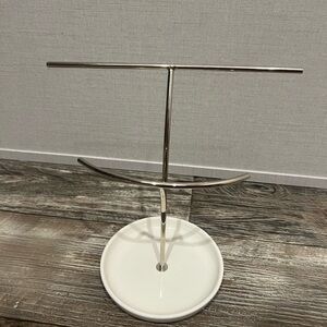 Marshalls White Ceramic Base